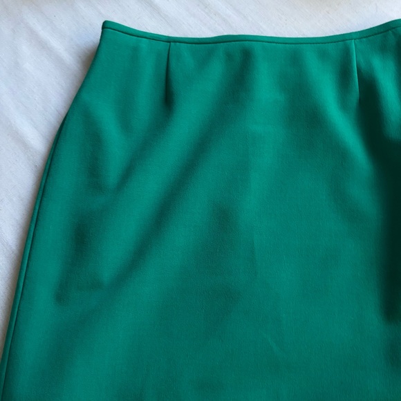 Tahari Arthur S. Levine Green Blazer & Skirt Suit Set Women’s Size 4 Elegant - Picture 11 of 15